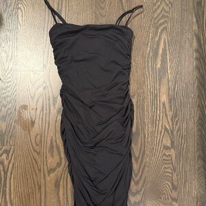 Aritzia Babaton Black scrunched mini dress SIZE XS